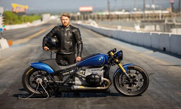 La BMW R 18 Dragster